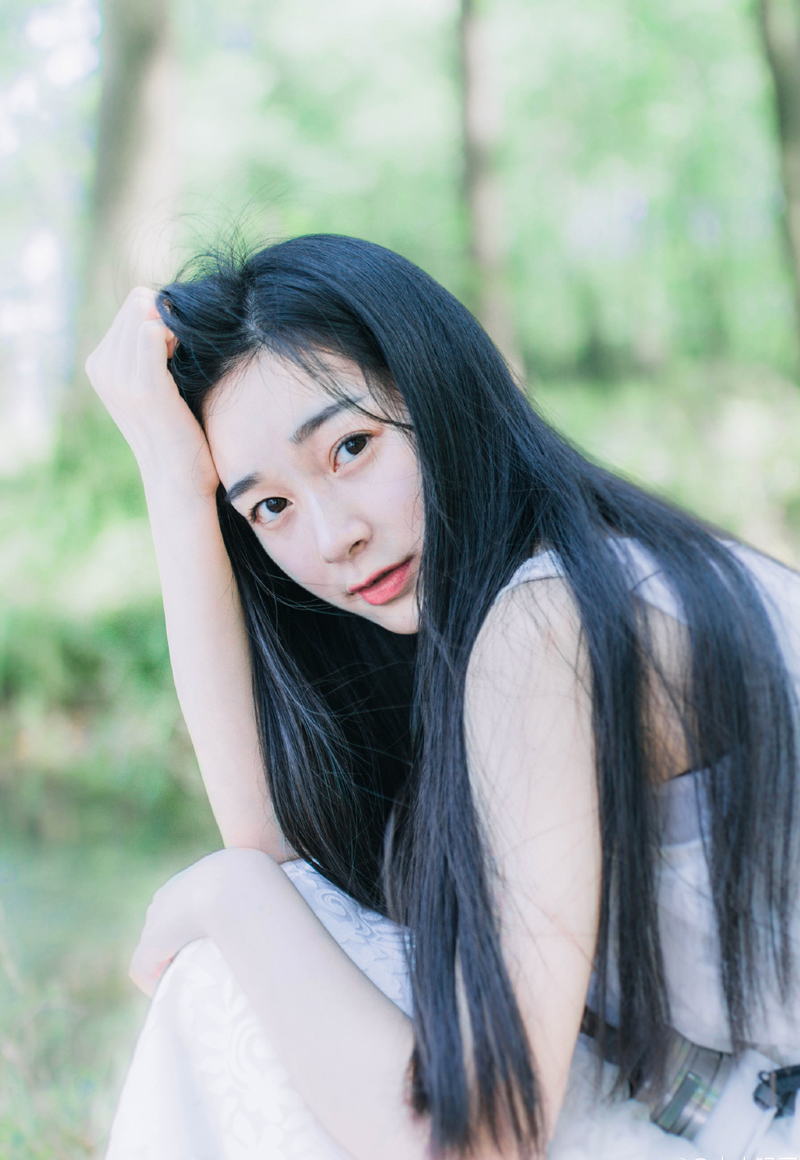 人活在世界上，重要的是爱人的能力，而不是被爱。我们不懂得爱人又如何能被人所爱。